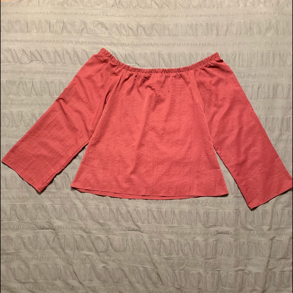 Off the shoulder maroon long sleeve